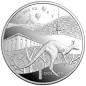 Preview: „1 oz Silbermünze Australien 2025 der Royal Australian Mint in Polierter Platte. Motiv mit Känguru im Bush-Capital-Design, spiegelnde und mattierte Elemente, geliefert im hochwertigen Etui mit Schuber.“