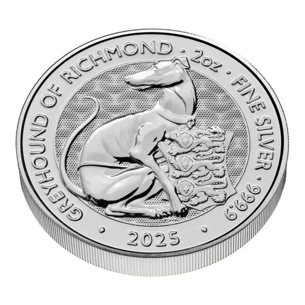 Zweiseitige Silbermünze: Motivseite zeigt den stilisierten Greyhound of Richmond mit königlichem Wappen auf einem Podest. Rückseite zeigt das Porträt von König Charles III. und Münzdaten wie Nennwert, Prägejahr und Feingehalt.
