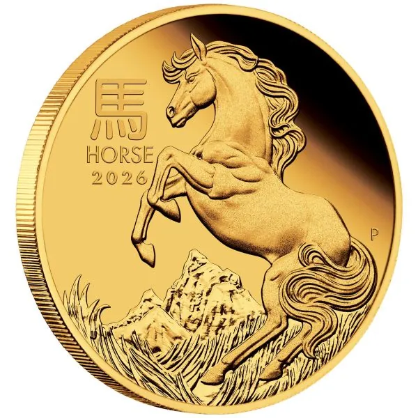 1/10 Unze Goldmünze Australien 2026 Lunar Pferd in Polierter Platte, detailreiches Pferdemotiv mit spiegelndem Proof-Hintergrund, Porträt von König Charles III. auf der Vorderseite, präsentiert in einer hochwertigen Box mit Zertifikat.